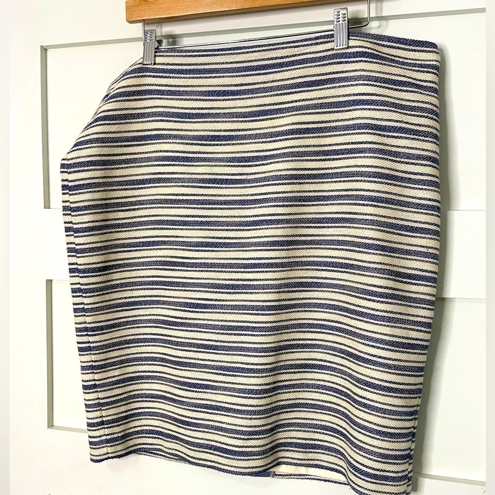 Ann Taylor Blue Crème Midi Skirt Hidden Zipper Size 16